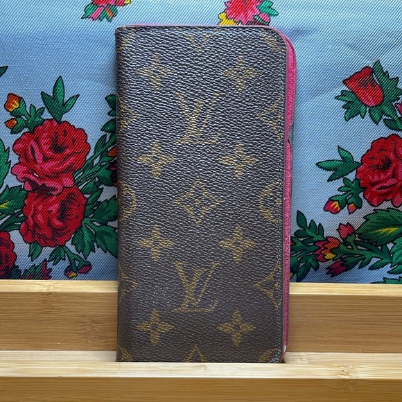 Louis Vuitton iPhone X phone case - Picture 1 of 6